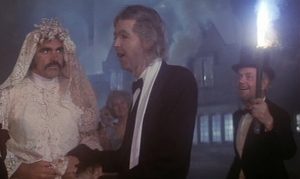 Sean Connery en robe de mariée